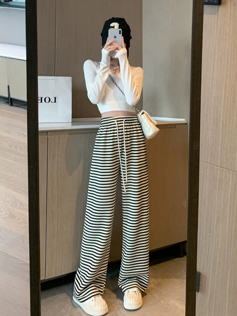 Quần culottes nữ ống rộng cạp cao sọc kẻ dáng suông — Sọc