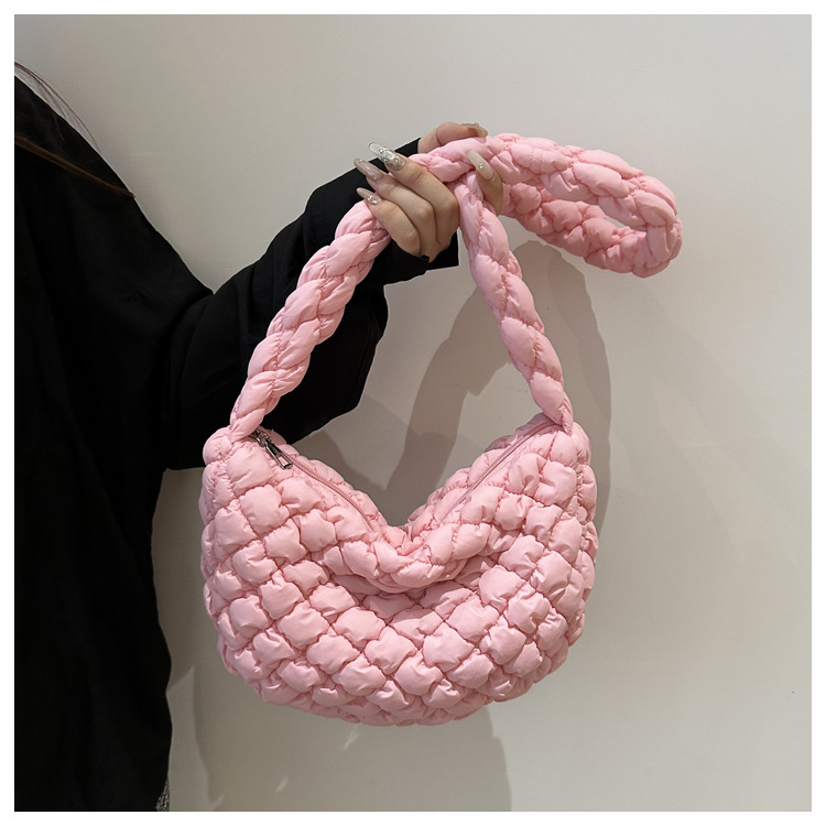 Large-capacity pleated cloud bag, new fashionable single-shoulder hand-held dumpling bag, solid-color simple crossbody bag, cross-border wholesale undefined