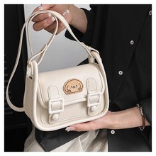 ̩���������Ů�ļ�2025�¿�r���n��Ҹ�°��ٴ�б���С����