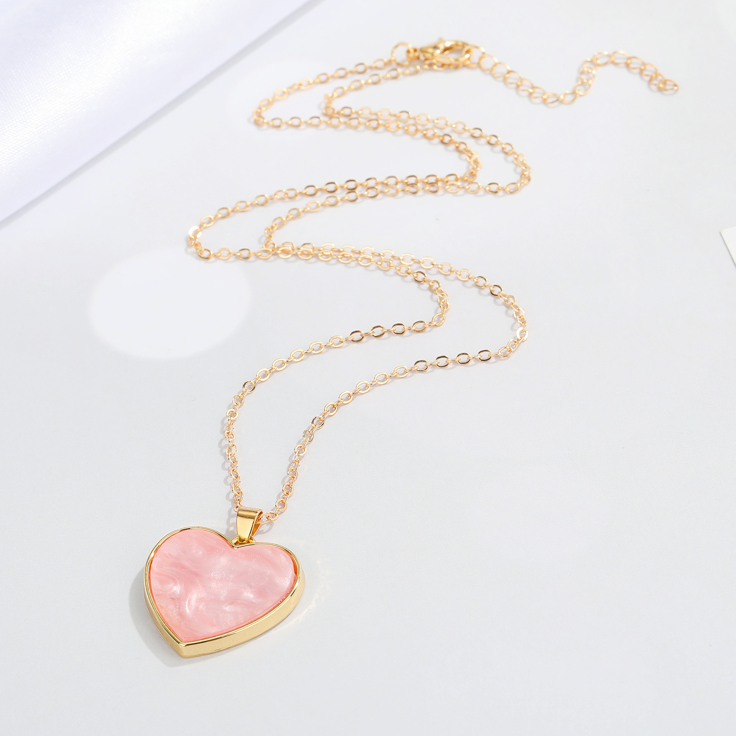 European Cross-Border Sold Jewelry Acetate Love Necklace Simple Ins Style All-Match Love Pendant Cla
