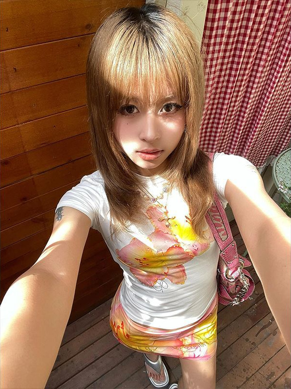 多巴胺辣妹彩色花朵正肩短袖t恤女夏季高腰包臀半身短裙两件套ins|undefined