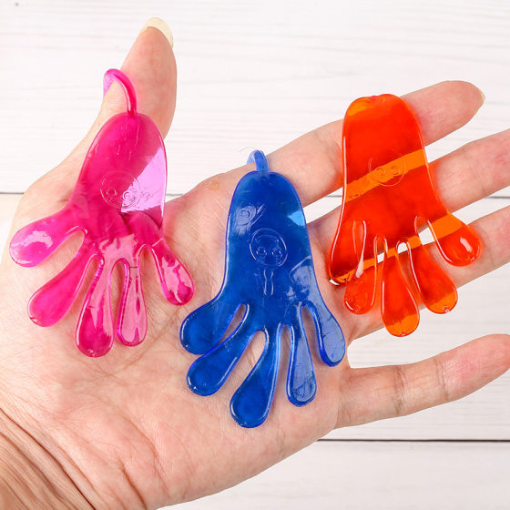 Elastic telescopic sticky hand toy sticky Palm climbing wall sticky small hand nostalgic small toy stall supply wholesale