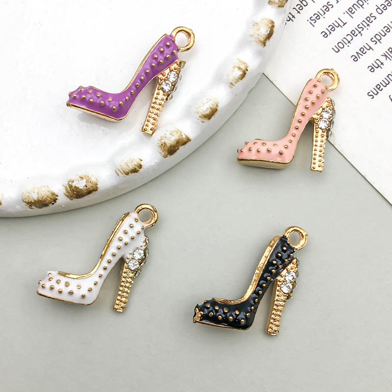 4g Weight Pendant Jewelry Making Type 16 * 18 mm Jewelry Making Size DIY Jewelry Accessories Classification 10 of Them, 4 in Black and 2 in Others Quantity Zinc alloy Material Enamel Design Lady Style 10 Of Them, 4 In Black And 2 In Others 16 * 18 Mm Zinc Alloy Pendant 4
