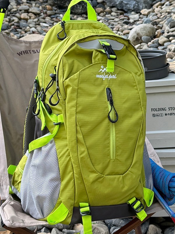 双肩包女户外骑行徒步登山包防泼水露营轻量化大容量旅行背包男|undefined