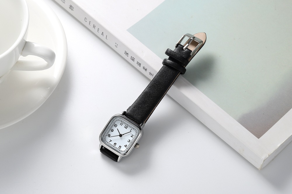 Live broadcast of new Instagram Fengsen series digital fashion minimalist square small dial student belt women's watch_voghion.com
