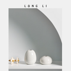 隆利瓷典陶瓷香薰瓶創意家居迷你陶瓷花瓶擺件裝飾水培小花瓶小白