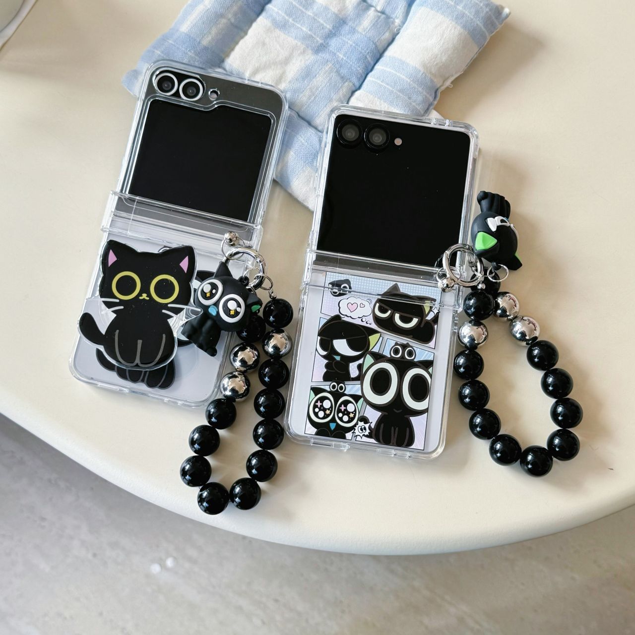 Cute Black Cat Phone Case For Samsung Galaxy Z Flip Series_voghion.com