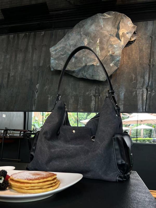 山下同スタイルのレディースバッグ、ファッショナブルなキャンバスとレザーのダブルポケットデザイン、シングルショルダー脇の下の大容量レディースバッグ|undefined