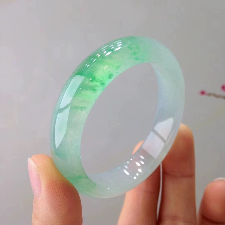 Vòng tay ngọc băng Miến Điện cao cấp có giấy chứng nhận chi tiết 6