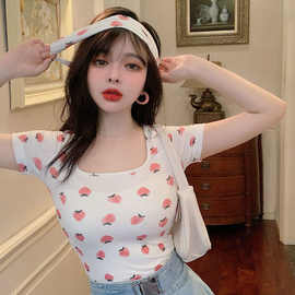 少女白色草莓印花短袖T恤女2021夏季新款韩版ins修身方领短款上衣