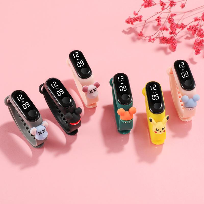 New tremolo fast hand LED student luminous touch electronic waterproof children's cartoon doll watch a generation of hair