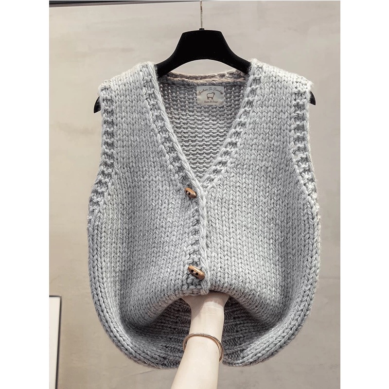Korean-Style Thick Knit Horn Button Layered Knitted Vest for Women, Fashionable Commuter Outerwear Sweater Cardigan Vest for Autumn Women