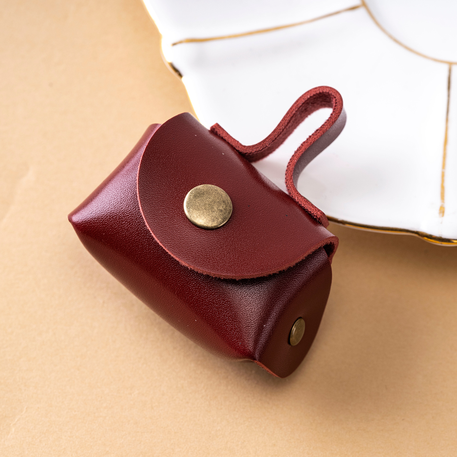 Small keychain, polyurethane pendant, universal wallet, light luxury style