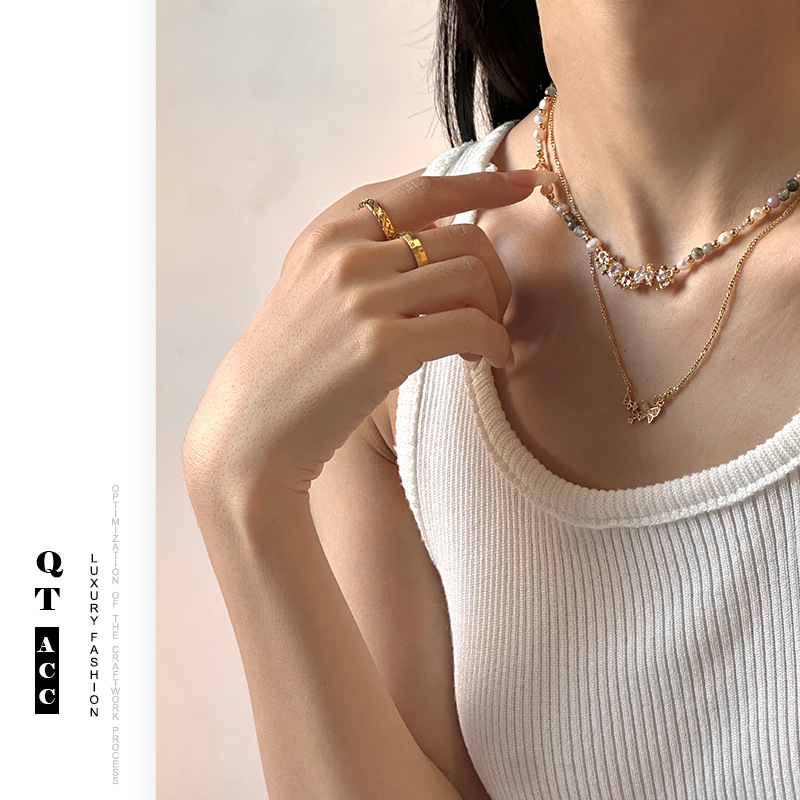 Fashionable elegant sophisticated design organic pendant pearl with…