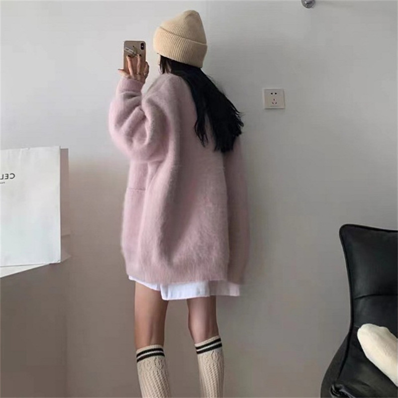 樱花粉v领毛衣外套女 秋冬新款温柔v领针织开衫慵懒纯色大码上衣