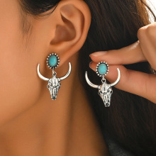 欧美跨境波西米亚绿松石牛头造型耳环复古合金做旧古银民族风耳环