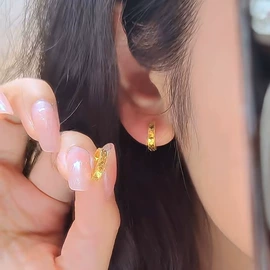 戒指;项链;手链