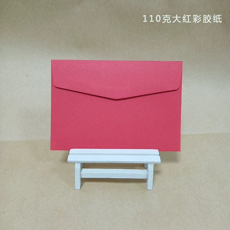 Спот крафт бумажный конверт черный красный белый конверт завод прямой продажи 160*110mm