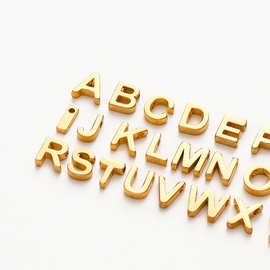 26个英文字母不锈钢真空镀金高保色吊坠挂件 diy饰品项链手链配件