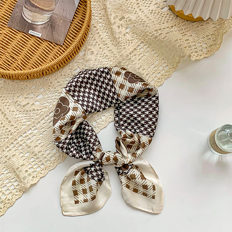 Lado de arroz de camelia de mil pájaros