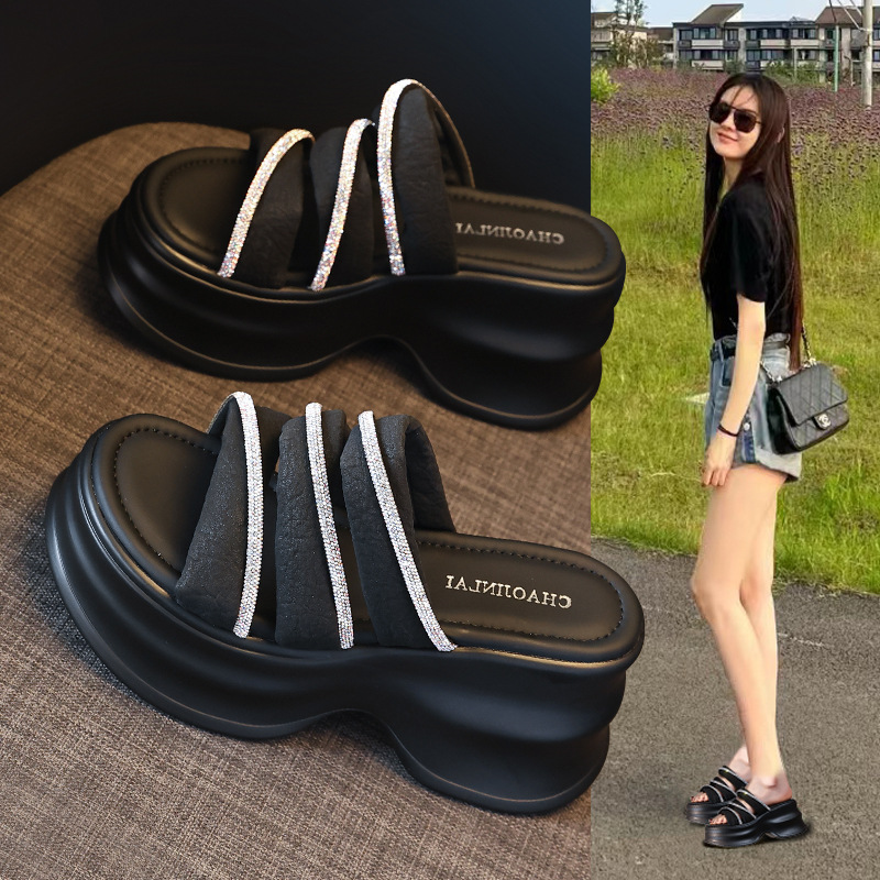 Dép sandal nữ xỏ ngón đế bệt đính đá thời trang HC9508-16 — Màu đen, Màu hồng