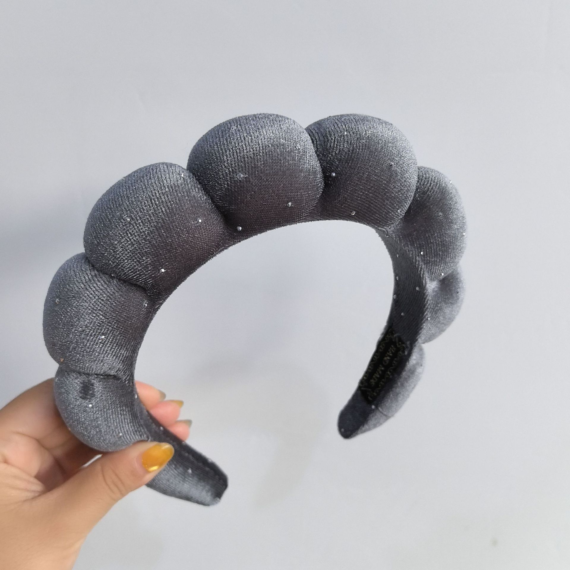 Diadema de Esponja tipo Nube de Tela para Lavado de Cara