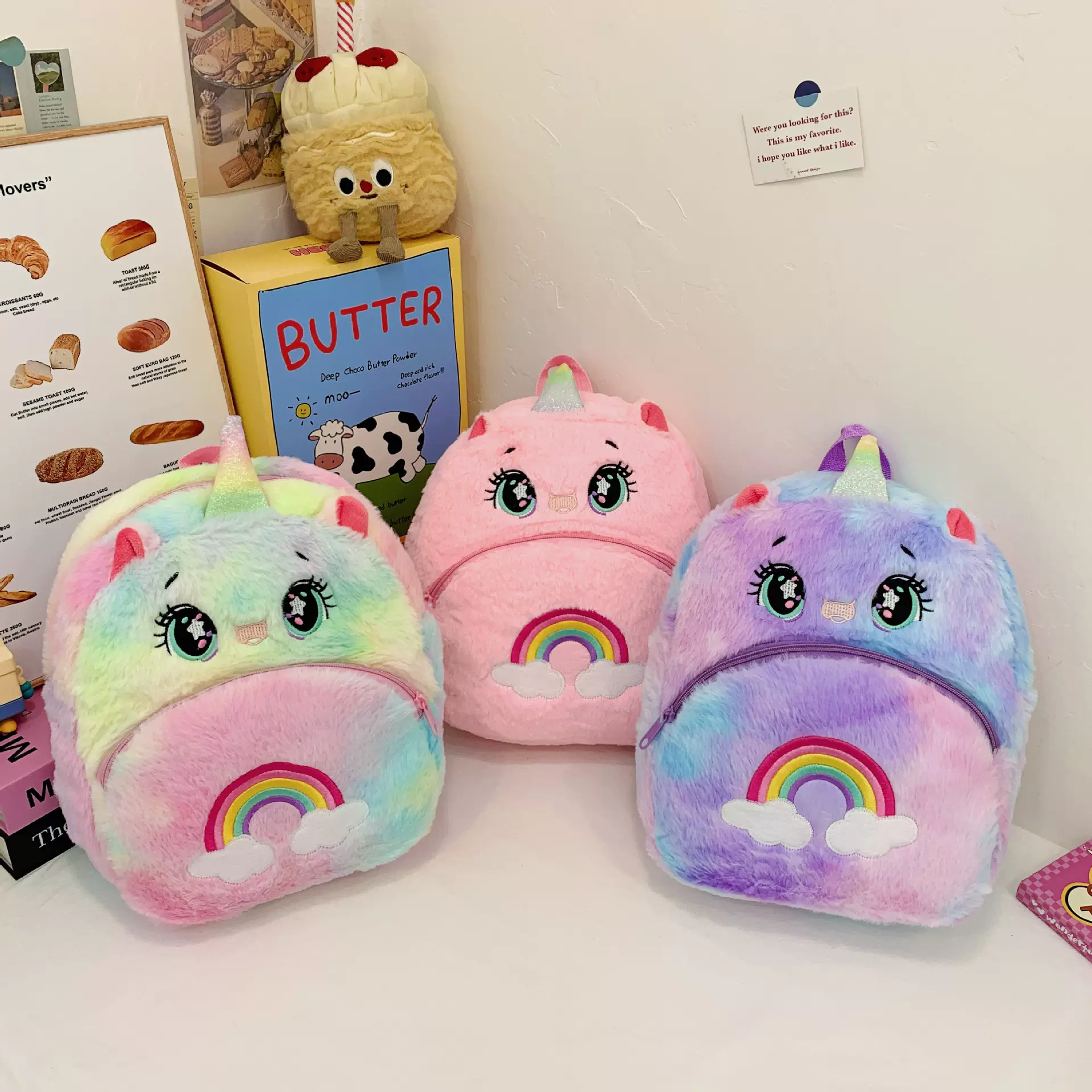 新款大号独角兽背包小学生彩虹卡通儿童书包彩色毛绒大眼睛双肩包