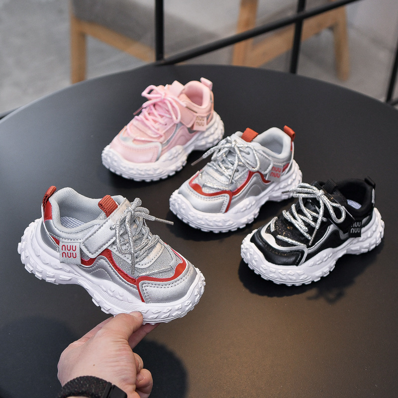 Calzado deportivo para niños, primavera y otoño, zapatos de muñeca de todo fósforo, zapatos de papá para niños, zapatos para correr casuales de malla para niños pequeños y medianos