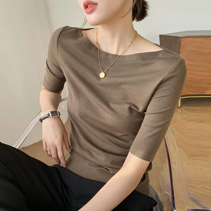 中袖の洋風のモーダルの肩の上着の女性の春夏の薄い金の中で5分の袖のtシャツを掛けて合わせて底のシャツの女性を詰めます。|undefined
