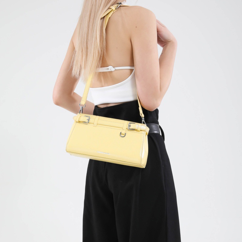 Bolsos pequeños populares de este año, nuevos bolsos de primavera 2025, bolsos de mujer, bolsos de hombro retro de alta gama, bolsos de mensajero con letras de todo fósforo