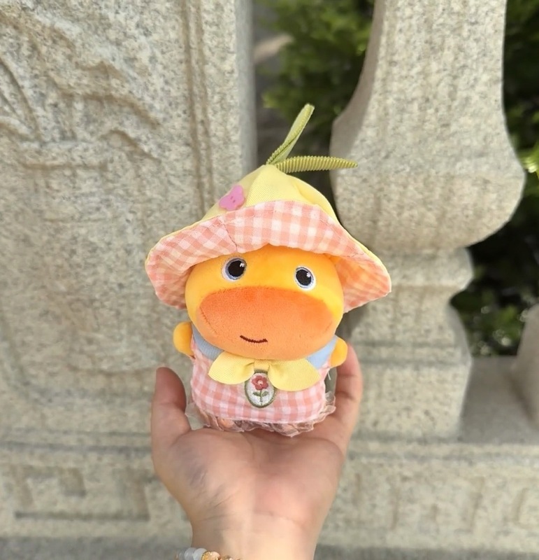 正版水豚噜噜包包挂饰书包毛绒挂件小玩偶钥匙扣男生女生生日礼物|undefined