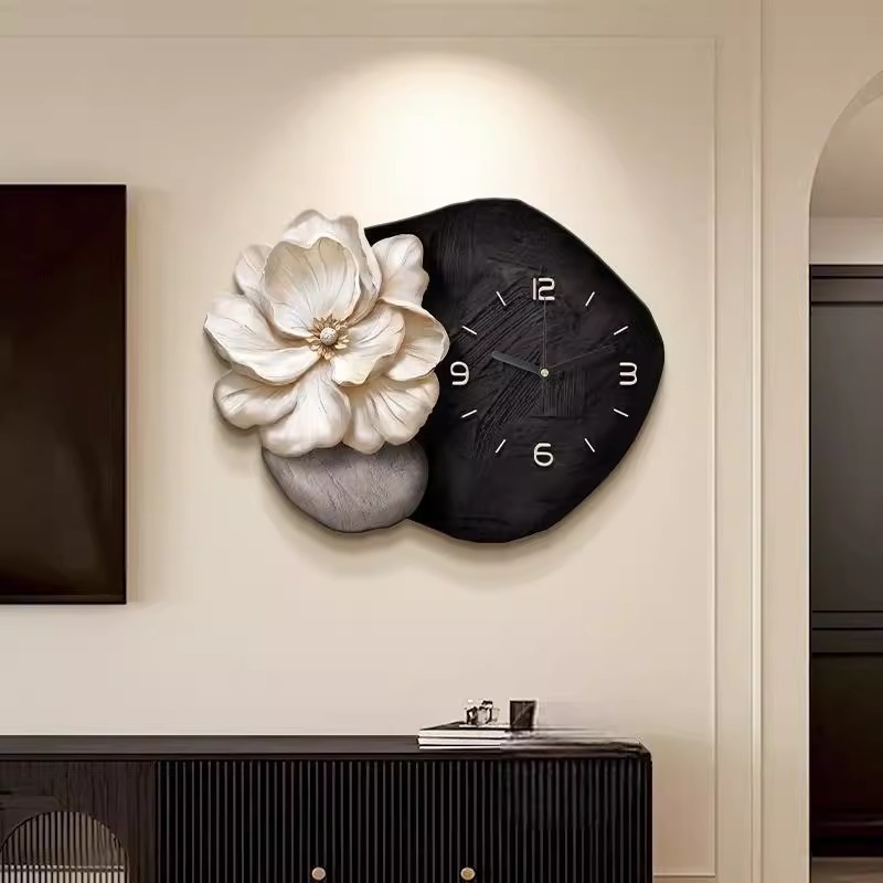 Black and White High-End Living Room Clock Wall Decoration Painting Antique Style 2025 New Clock Creative Flower Wall Clock Painting