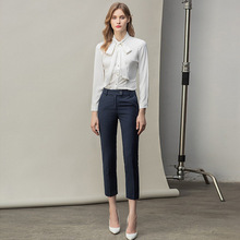 ����r��ϵ����ɫ�L���r��Ůѝ���b���I�I�b�ȴ���������@��