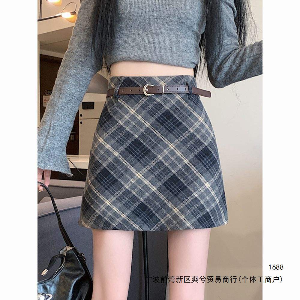 毛呢格子半身裙女秋冬款2026新款复古高腰包臀裙防走光a字短裙子