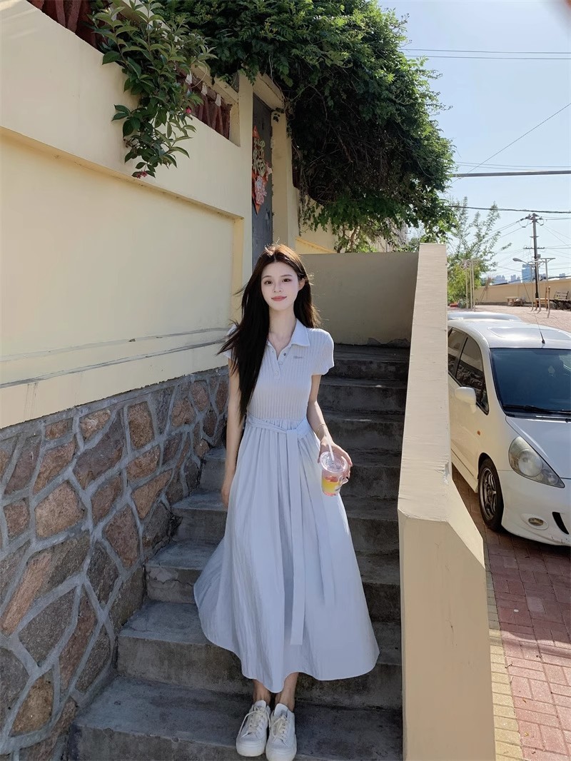 韓国ポロカラーストラップ半袖ドレス女性の夏ニッチウエストユニークな美しいブルーaラインロングスカート