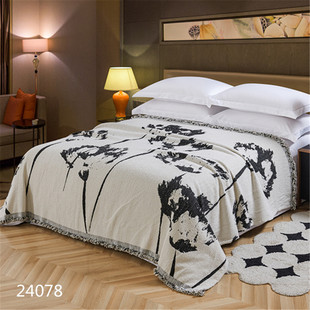 Ins Cream Style Chenille Famous Home Multifunctional Bed Cover, All-Season Sofa Towel