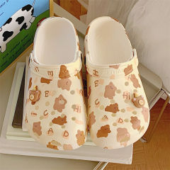 New internet celebrity girl heart cartoon bear comfortable outer wear sandals for women summer soft sole casual toe clogs