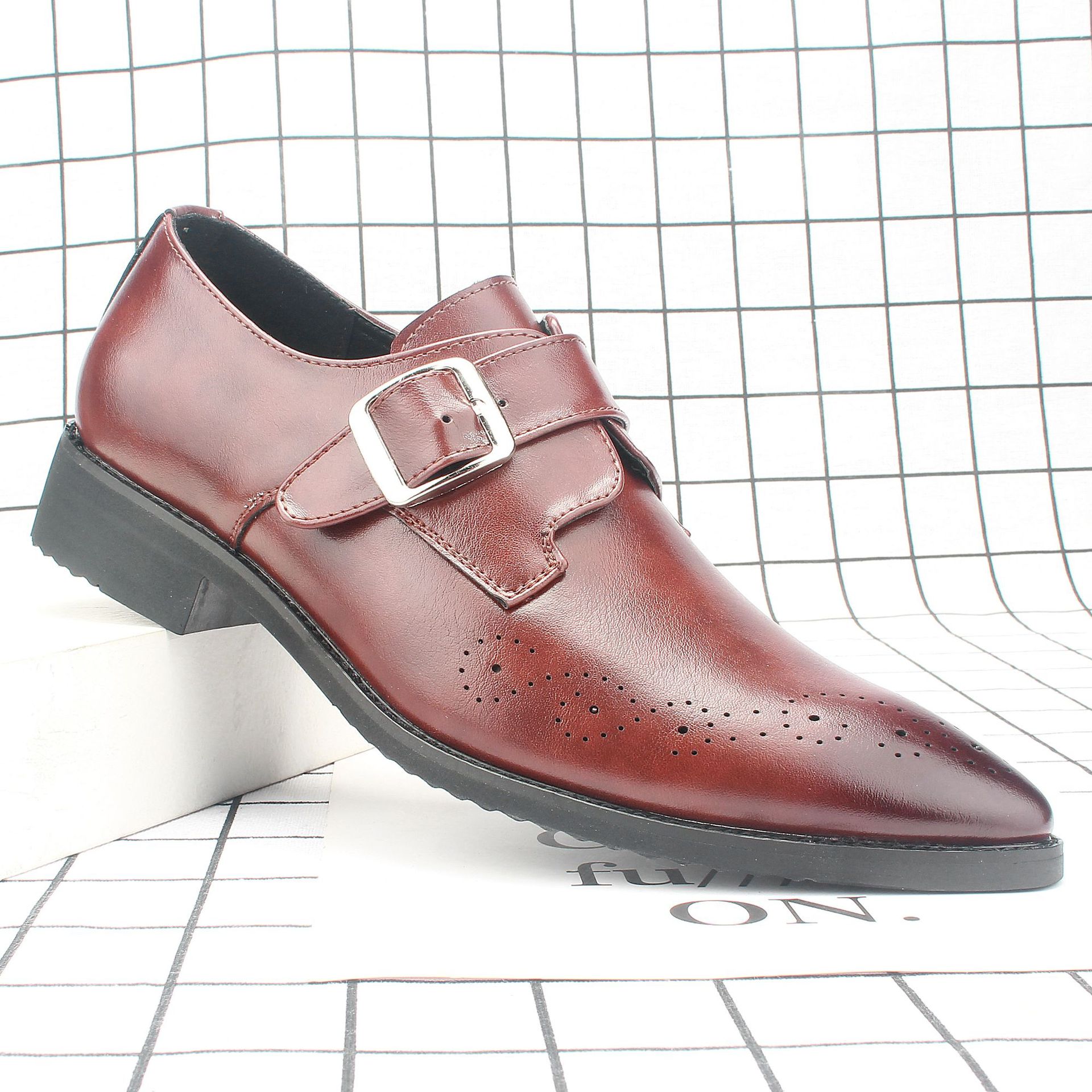 2022��ϵ�¿���������һ�ŵ�ƤЬ����ʿ��װƤЬ�칫��Լ226