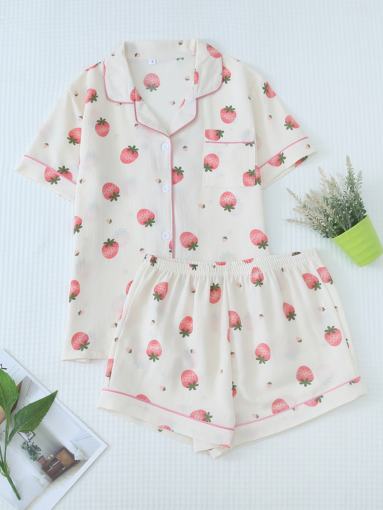Sous-vêtements et vêtements de nuit Pyjamas et vêtements d'intérieur à fraises pour femmes Vêtements de nuit confortables et mignons pour occasions formelles et décontractées pour femmes_voghion.com