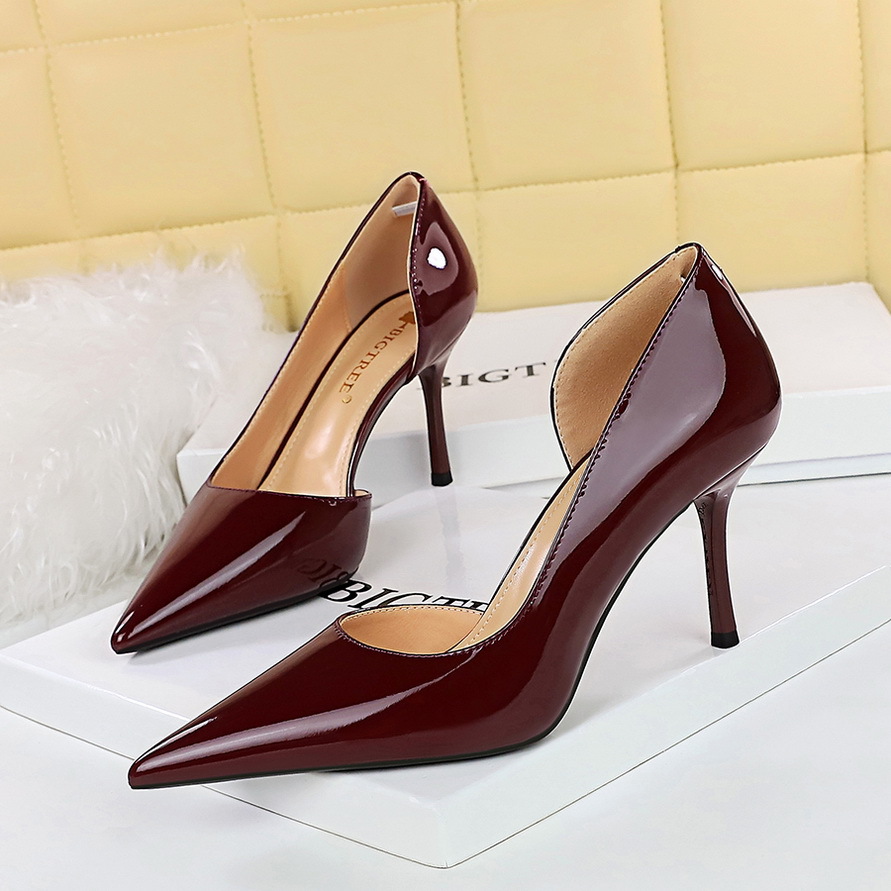 Damen Stilettos Mat Spitzem Zulauf Fir En Eleganten Optrëtt_voghion.com