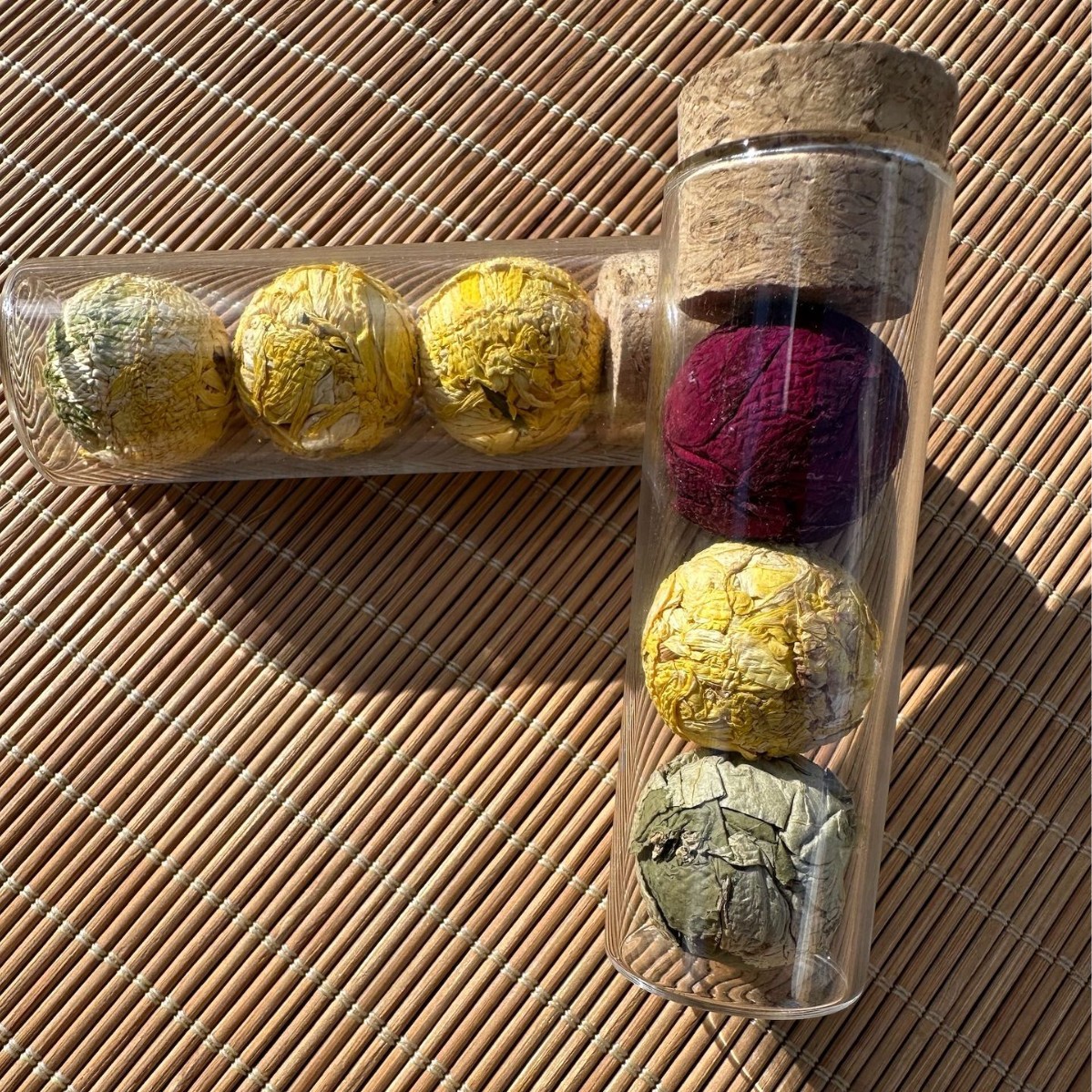 龙珠花茶云南特产会开花的茶大理玻璃试管装3颗好评用赠品伴手礼