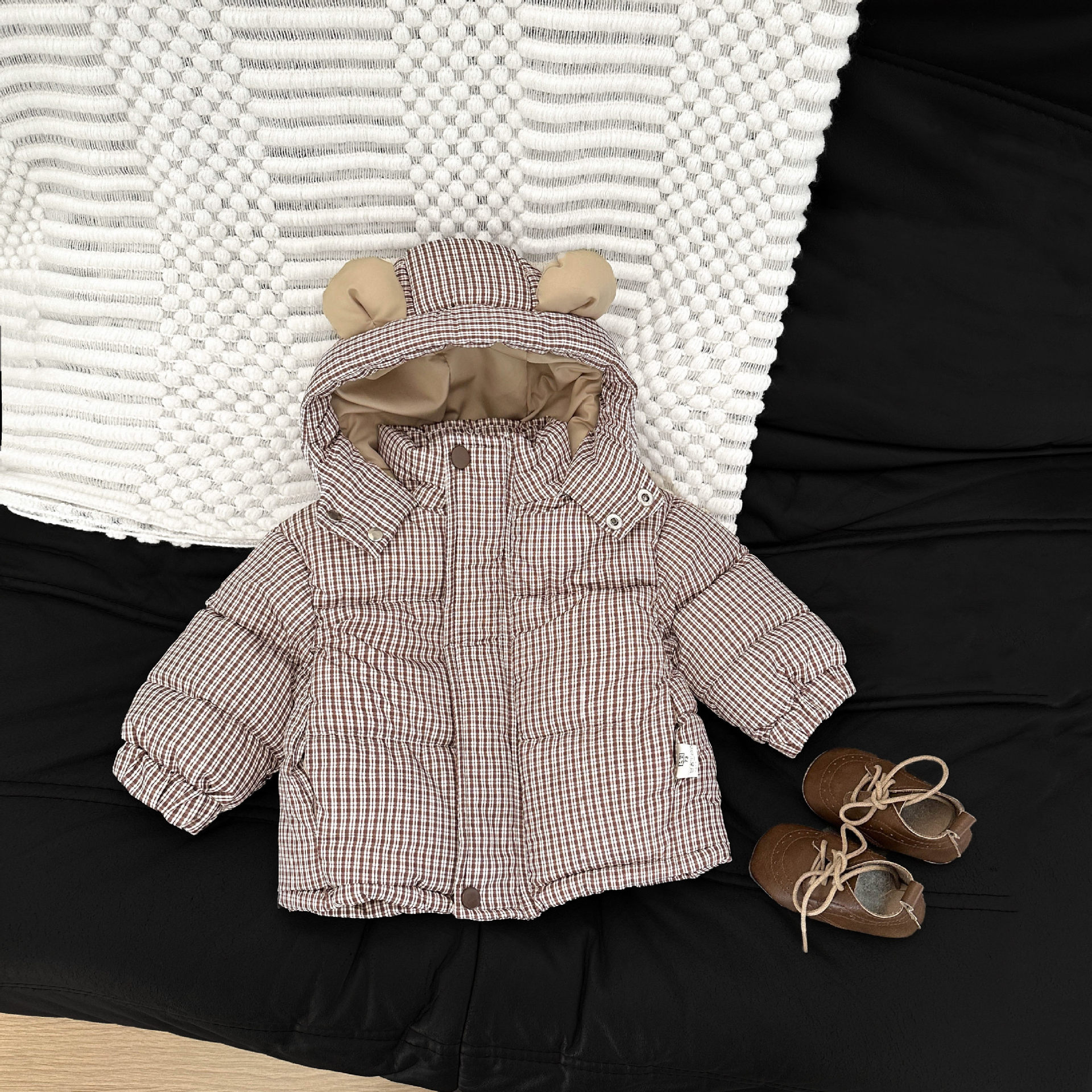 Bebés cool invierno abrigo de algodón de pluma bebé coreano lindo chaqueta de algodón con capuzas de algodón engrosado