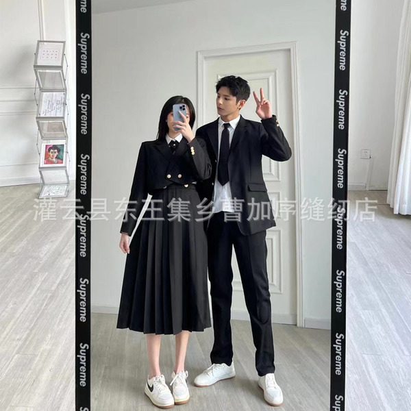 Spring Japanese student pleated skirt for men and women
