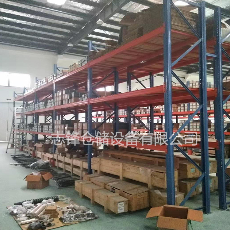 Medium -heavy storage warehouse shelf mold stores and placed fluent…