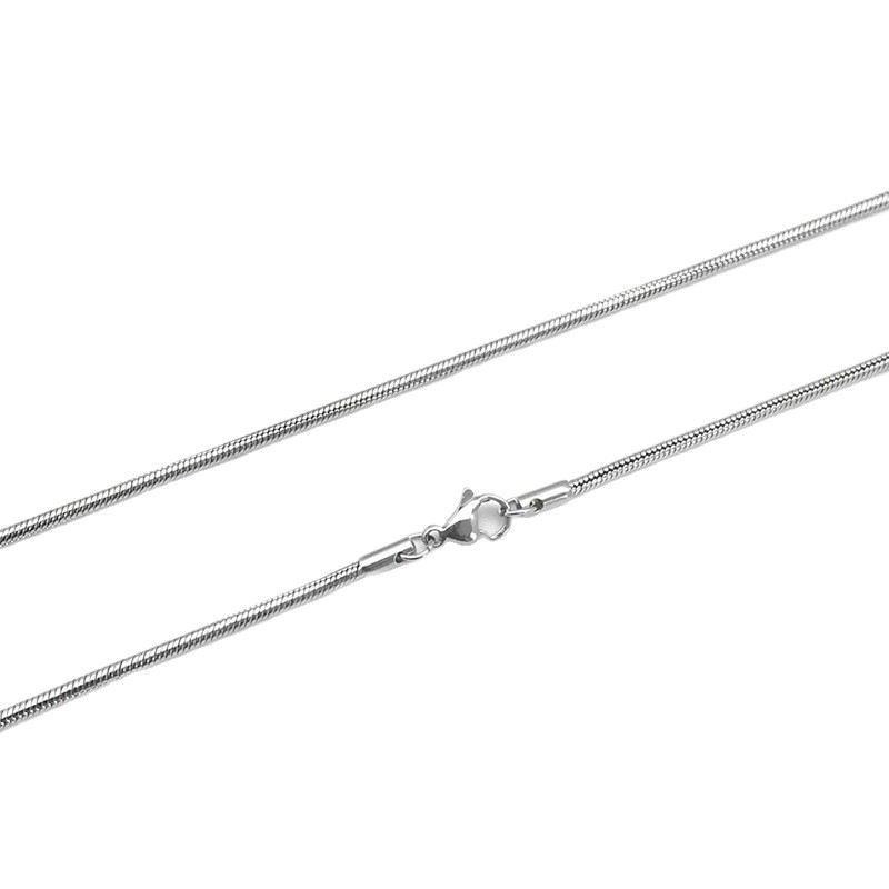 Venta directa de fábrica de acero inoxidable collar de cadena de serpiente acero de titanio collar de cadena de hueso de serpiente redondo chapado en oro acero de titanio joyería dura cadena de clavícula