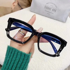 超軽潮冷茶色の四角の枠は変色します。近視メガネの女性透明枠ins高顔値は痩せています。