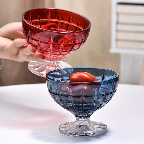 European-style creative colorful ice cream cups, milkshakes cups, desserts, ice creams, juice cups, salad bowls