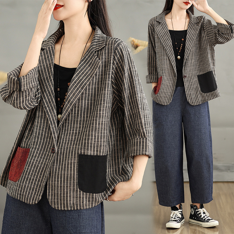 Real Shot of Autumn New Spliced ​​Striped Jacket with Contrasting Pocket Design Small Suit Casual Versatile Top