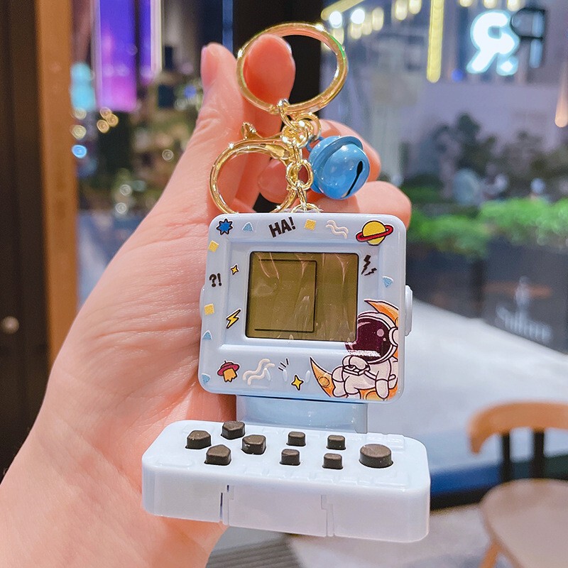 Retro Mini Handheld Game Console Keychain Student Gift Children's Toy Tetris Mini Game Retro Mini Handheld Game Console Keychain Student Gift Children's Toy Tetris Mini Game
