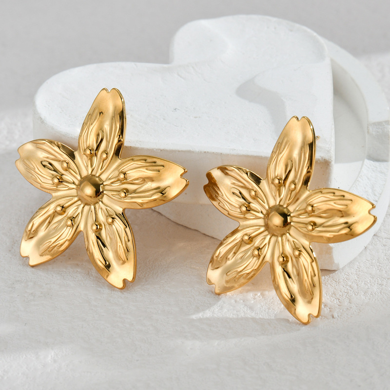 1 Pair Quantity PVD Coated Real Gold Plated Flower 304 Stainless Steel Retro Waterproof Non Tarnish Ear Studs